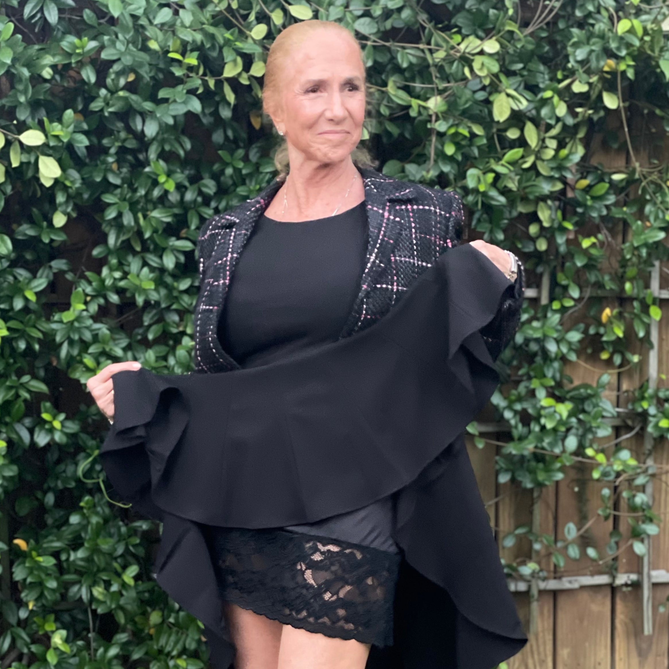 The Black Pearl (discontinued lace)